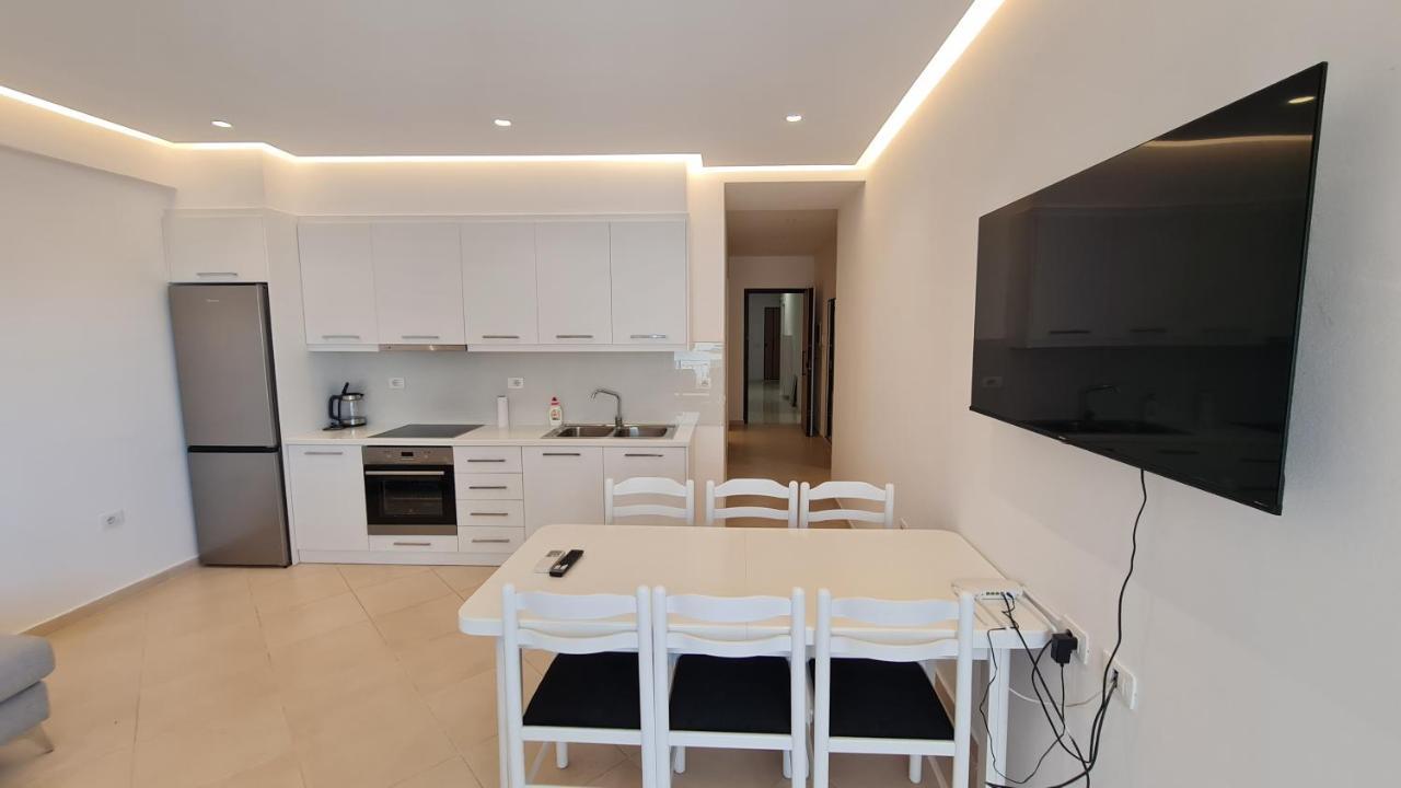 Sea And City View Apartment Saranda Zewnętrze zdjęcie