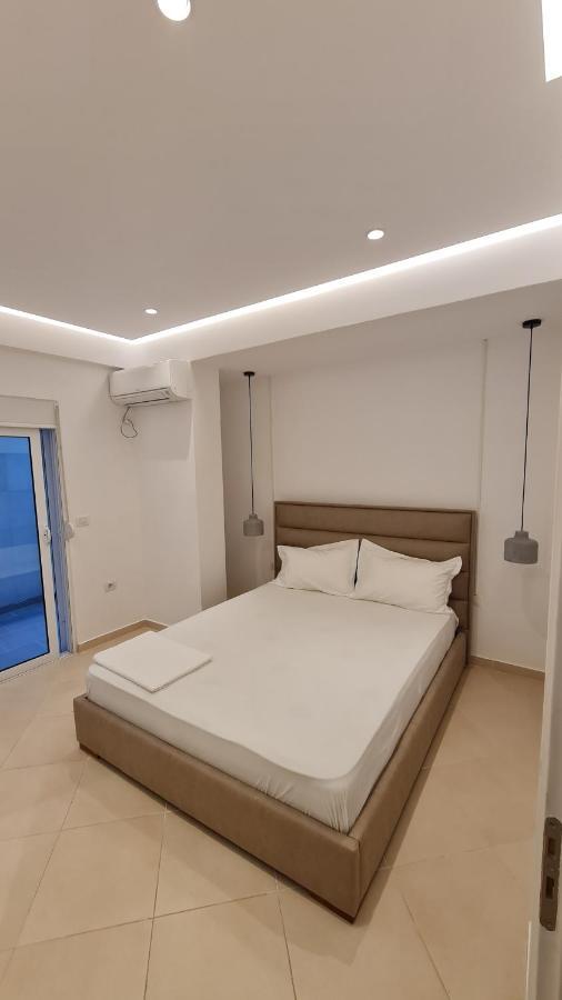 Sea And City View Apartment Saranda Zewnętrze zdjęcie